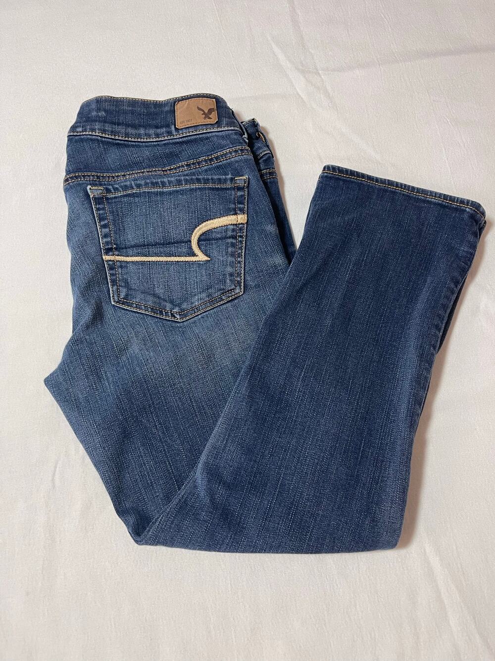 American Eagle Women’s Size 8 Regular Super Stretch Bootcut Jeans Medium Wash